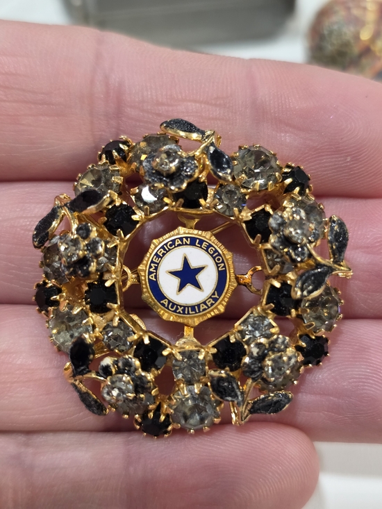Vintage Jewelry - Vintage American Legion Auxillary Gold-Tone Brooch w/ Black Enamel & Rhinestones